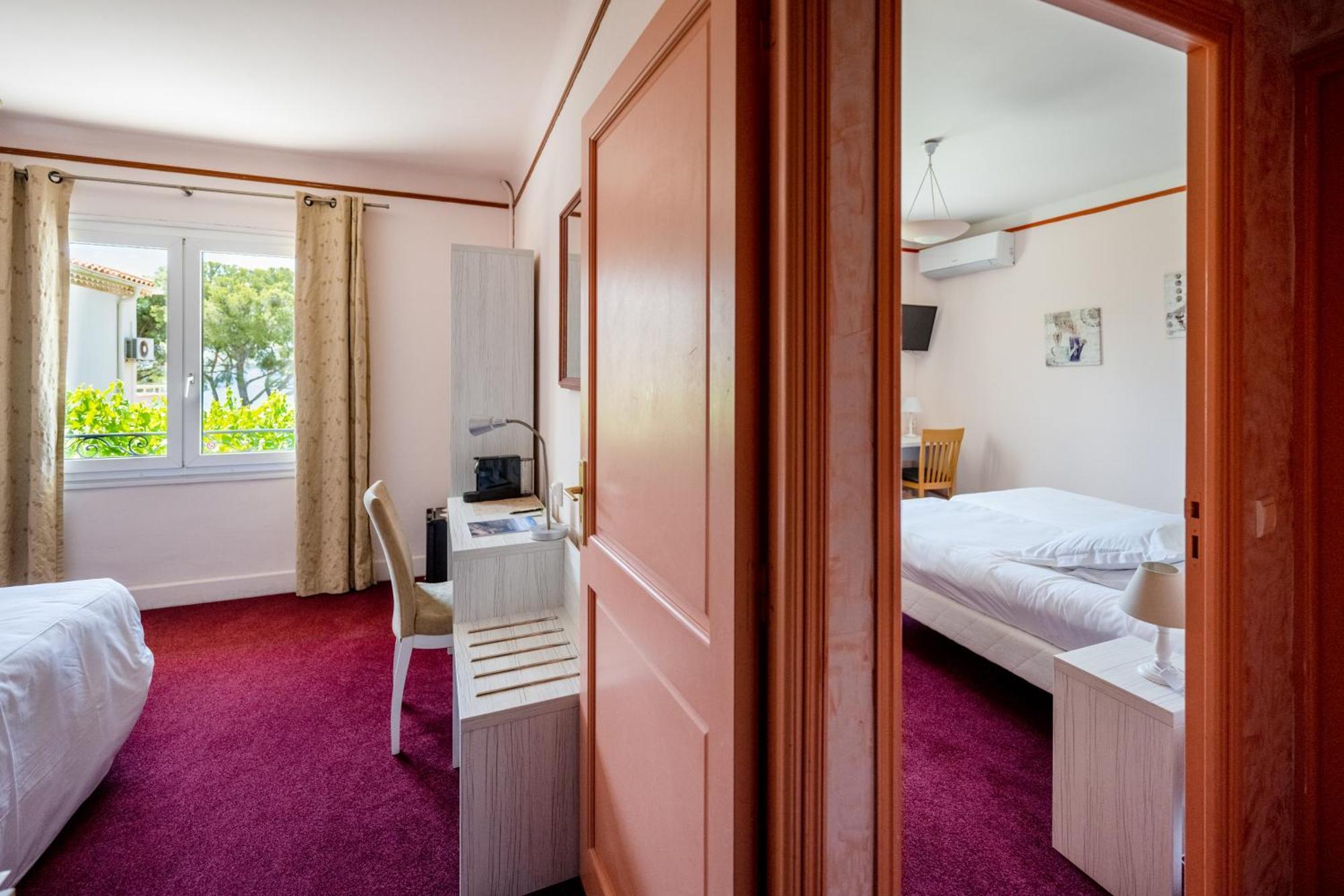 Hotel Le Provencal Logishotels Les Issambres Exterior photo